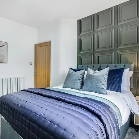 Modern 3 Bedroom House With Ample Parking, Garden, Suitable For Families And Contractors, Near Solihull, Nec, Hs2 Сasa de vacaciones *